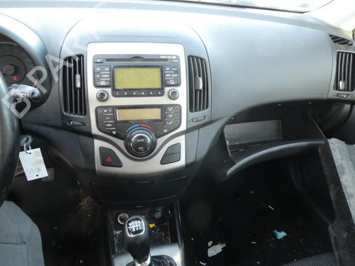 Gear lever HYUNDAI i30 (FD) 1.6 CRDi | BP20028815M90 