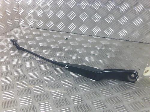 Used Front windshield wiper arm PEUGEOT 308 SW II (LC_, LJ_, LR_, LX_, L4_) 1.2 THP 130 (131 hp) 20017037
