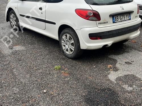 Left taillight PEUGEOT 206+ (2L_, 2M_) 1.4 HDi eco 70 | BP28704875C34 