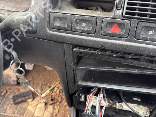 Rear right lock VW GOLF IV (1J1) 1.9 TDI | BP29141875C99 