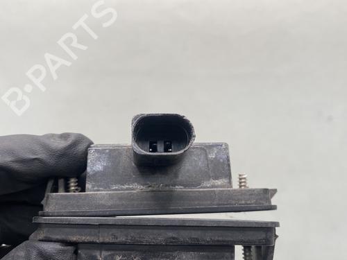 Nummerpladelys Nummerpladelys VW POLO IV (9N_, 9A_) 1.2 (60 hp) 33115670 33115670