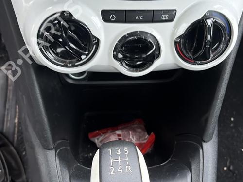 Left front window switch PEUGEOT 208 I (CA_, CC_) 1.0 VTi | BP23765437I27 - Image 4