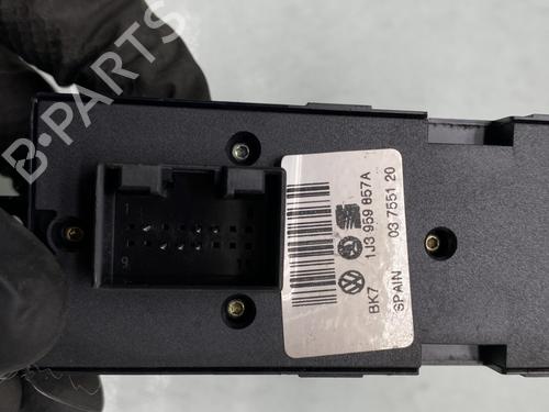 Used Left front window switch Left front window switch SKODA FABIA I (6Y2) 1.4 TDI (75 hp) 31174328 31174328