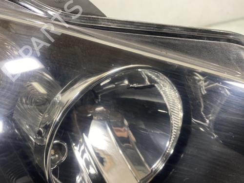 Right headlight VW GOLF VI (5K1) 1.6 TDI | BP31293431C29 