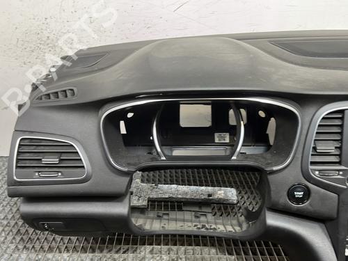 Dashboard RENAULT MEGANE IV Hatchback (B9A/M/N_) 1.5 dCi 110 (B9A3) | BP29413576C46 