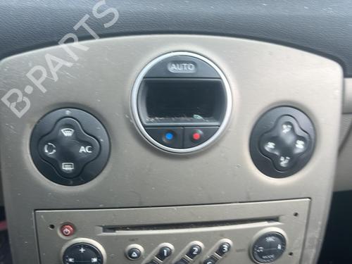 Fuse box RENAULT CLIO III (BR0/1, CR0/1) 1.5 dCi (BR17, CR17) | BP23769368E1  - Image 15