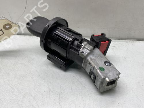 Used Ignition barrel DACIA SANDERO II 1.5 dCi (90 hp) 31641240