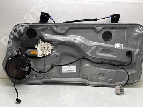 Used Front right window mechanism Front right window mechanism VW GOLF IV (1J1) 1.9 TDI (90 hp) 32715360 32715360
