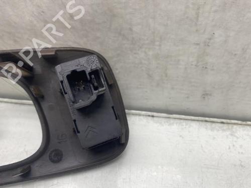 Used Left rear window switch Left rear window switch PEUGEOT 307 Break (3E) 1.4 HDi (68 hp) 19991182 19991182