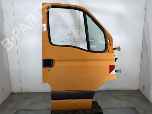 Used Right front door RENAULT MASTER II Van (FD) 2.5 dCi (101 hp) 24961947