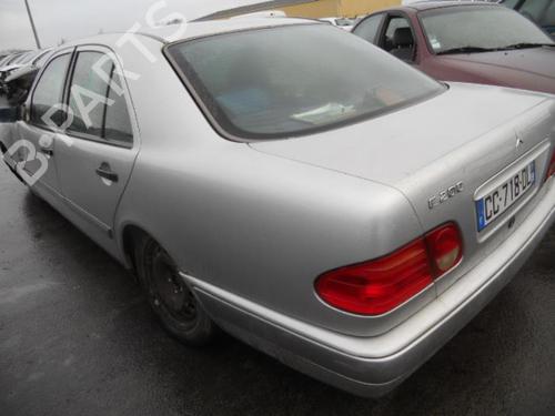 Right tailgate light MERCEDES-BENZ E-CLASS (W124) | BP19986042C80 - Image 4