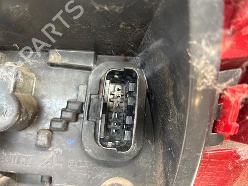 Used Left taillight Left taillight 38270359 38270359