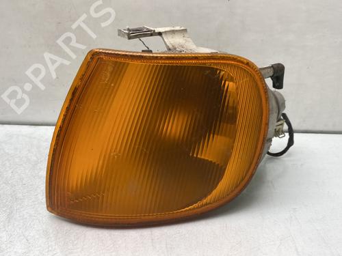 Intermitente delantero izquierdo VW POLO III (6N1) 64 1.9 D (64 hp) 30412600