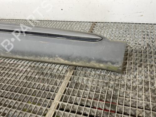 Used Door moulding trim Door moulding trim RENAULT ARKANA I (LCM_, LDN_) 1.6 E-TECH 145 (LDMU) (143 hp) 25158952 25158952