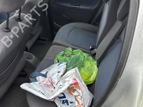 Left headlight PEUGEOT 206 Hatchback (2A/C) 2.0 HDI 90 | BP32263928C28 