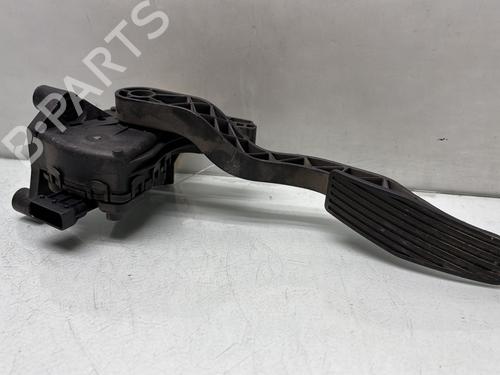 Used Pedal OPEL MERIVA A MPV (X03) 1.7 CDTI (E75) (100 hp) 31379302
