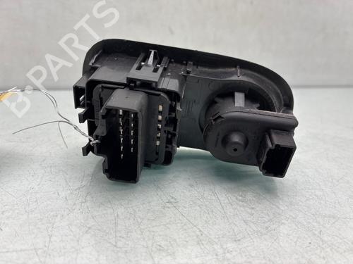 Left front window switch RENAULT MASTER III Van (FV) 2.3 dCi 130 FWD (FV0M, FV0Y, FV0J, FV02, FV03) | BP38007359I27 - Image 3