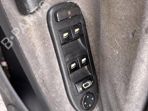 Right taillight CITROËN C5 I (DC_) 2.0 16V (DCRFNC, DCRFNF) | BP32113247C35  - Image 23