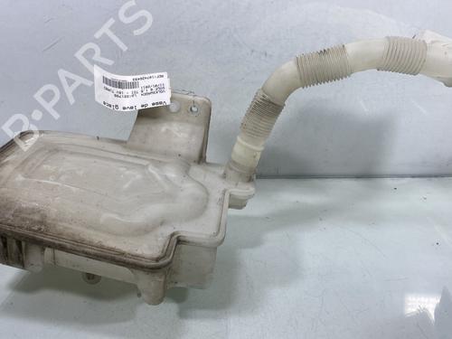 Windscreen washer tank VW GOLF VI (5K1) 1.6 TDI | BP27746668C113