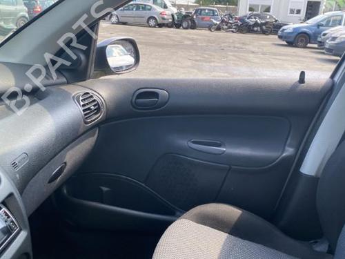 Left front window switch PEUGEOT 206 Hatchback (2A/C) 1.4 HDi eco 70 | BP22695413I27 