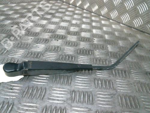 Used Rear windshield wiper arm OPEL AGILA (A) (H00) 1.2 16V (F68) (75 hp) 21953413