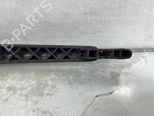 Used Rear windshield wiper arm Rear windshield wiper arm 37249555 37249555