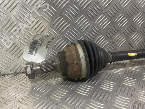 Used Left front driveshaft PEUGEOT 2008 I (CU_) 1.2 THP 110 / PureTech 110 (110 hp) 19961192