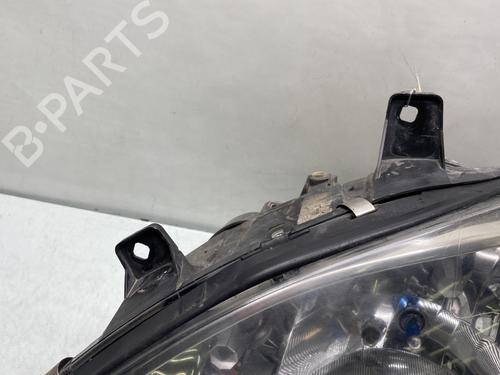 Used Right headlight MERCEDES-BENZ VITO Bus (W639) 111 CDI (639.701, 639.703, 639.705) (116 hp) 31049041