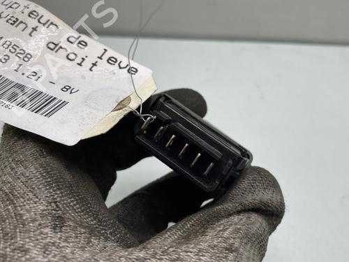 Right front window switch RENAULT TWINGO I (C06_) 1.2 (C066, C068) | BP29841395I26