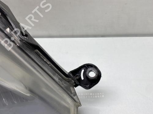 right-headlight-fiat-qubo-225_-2008-30822132 main image