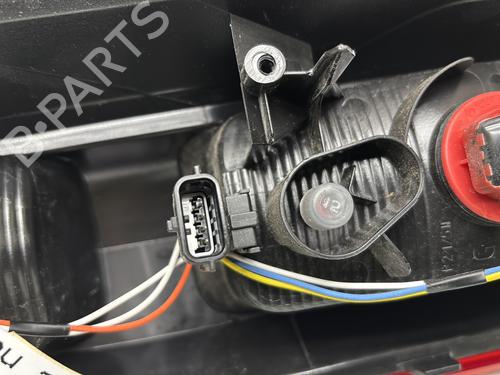 Left taillight NISSAN PRIMASTAR Van (X82) 2.0 dCi 150 | BP32324010C34