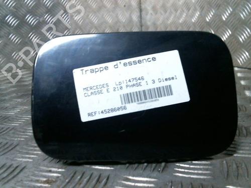 Used Fuel flap MERCEDES-BENZ E-CLASS (W210) E 300 Turbo-D (210.025) (177 hp) 20001489