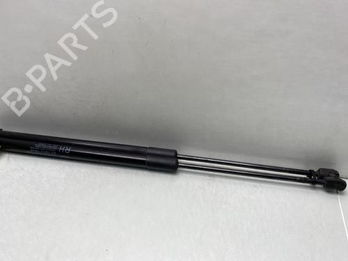 Used Tailgate lift support KIA SPORTAGE IV (QL, QLE) 1.7 CRDi (116 hp) 25813879