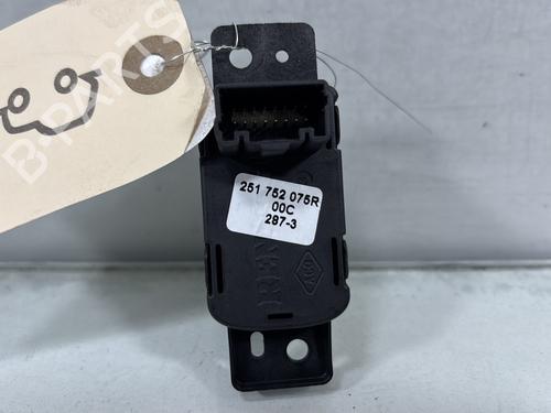 Switch RENAULT CLIO V (B7_) 1.6 E-TECH 140 (B7MU) | BP28797843I30 