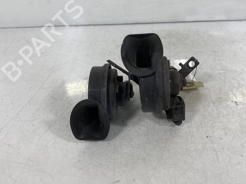 Used Horn VW POLO (9N_, 9A_) 1.4 TDI (70 hp) 20011113
