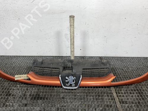 Used Grille PEUGEOT 206 Hatchback (2A/C) 1.6 i (89 hp) 25623993