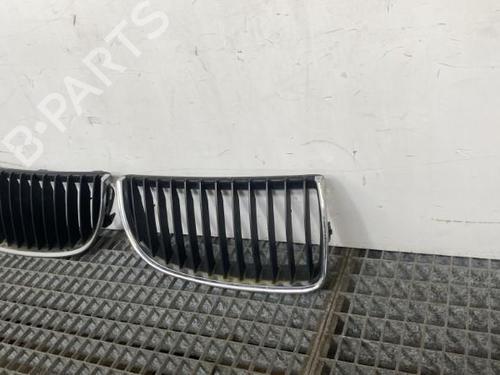 Used Grille Grille BMW 3 Touring (E91) 335 d (286 hp) 19990449 19990449