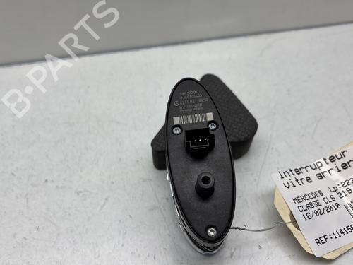 Used Right rear window switch Right rear window switch MERCEDES-BENZ CLS (C219) CLS 320 CDI (219.322) (224 hp) 30198949 30198949