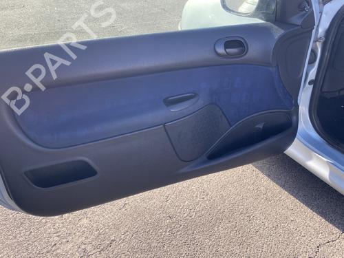 Front left lock PEUGEOT 206 Hatchback (2A/C) 1.4 HDi eco 70 | BP23768872C98 