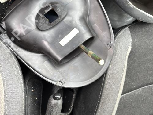 Steering column stalk PEUGEOT 206 Hatchback (2A/C) 1.1 i | BP32495828I23