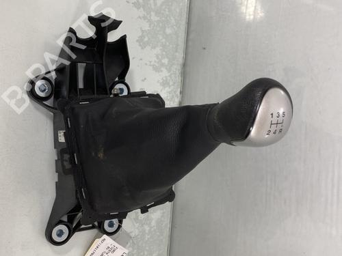 Used Gear lever FORD FIESTA VI (CB1, CCN) 1.4 TDCi (70 hp) 27632050