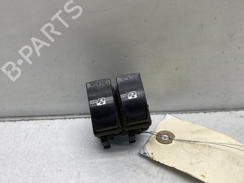 Left front window switch RENAULT TRAFIC II Van (FL) 2.0 dCi 90 (FL0H, FL00, FL01, FL0M, FL0P, FL0S) | BP26326335I27 - Image 1