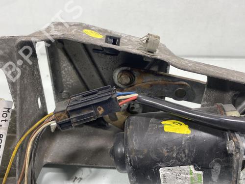Used Front wiper motor RENAULT TWINGO I (C06_) [1993-2012]  20000059
