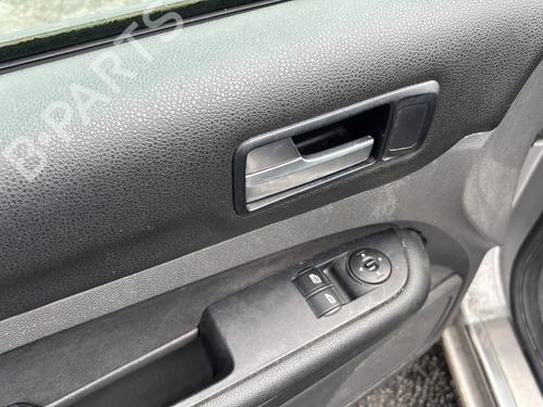 Phare gauche FORD FOCUS II Saloon (DB_, FCH, DH) 1.8 TDCi | BP30907451C28