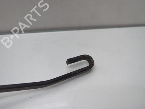 Used Front windshield wiper arm Front windshield wiper arm DACIA DOKKER MPV (KE_) 1.5 dCi / Blue dCi 75 (KEAJ, KEAH, KEJW) (75 hp) 26495894 26495894