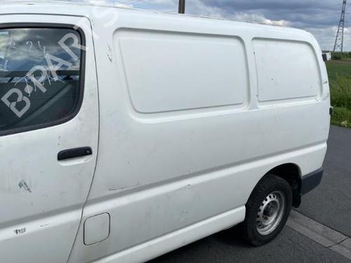 Front right lock TOYOTA HIACE IV Van (__H1_, __H2_) 2.5 D-4D (KLH12, KLH22) | BP19949327C97 