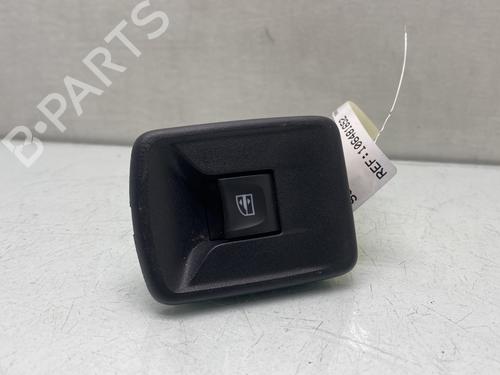 Used Right front window switch DACIA SANDERO II 1.0 SCe 75 (B8JC, B8JD, B8NC) (73 hp) 29574626