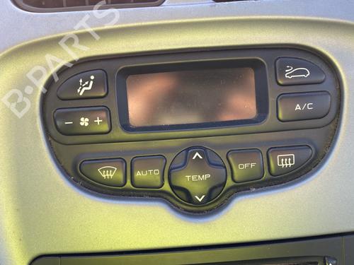 Right headlight CITROËN XSARA PICASSO (N68) 2.0 HDi | BP31185371C29 