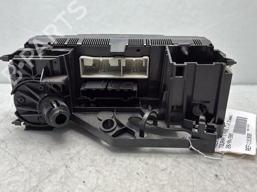 Used Climate control Climate control VW TOURAN (1T1, 1T2) 1.9 TDI (105 hp) 33858685 33858685