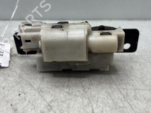 Used Tailgate lock Tailgate lock RENAULT MODUS / GRAND MODUS (F/JP0_) [2004-2026] 33831012 33831012